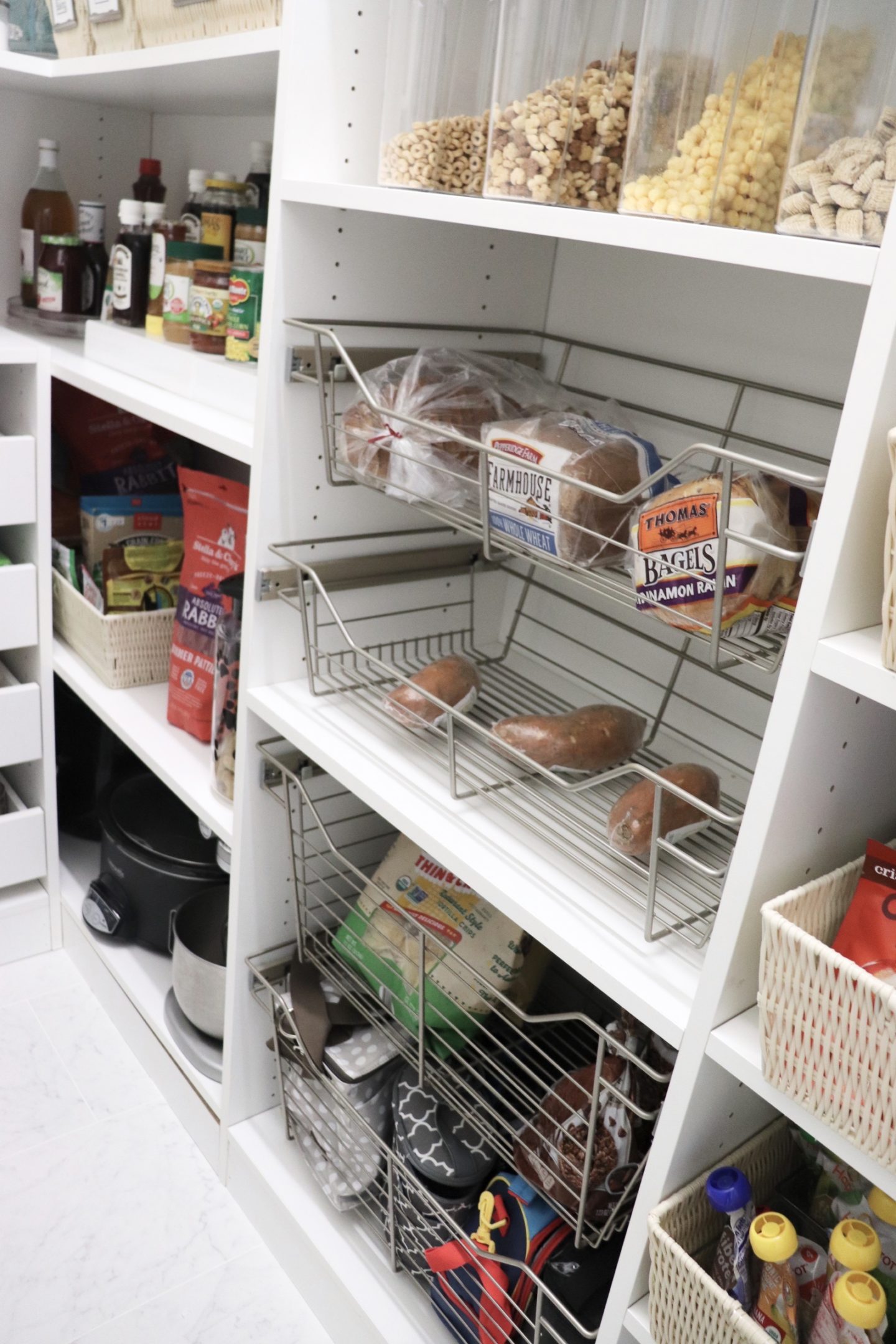 Pantry Organization! My long awaited dream finally came to reality.. : r/ organization